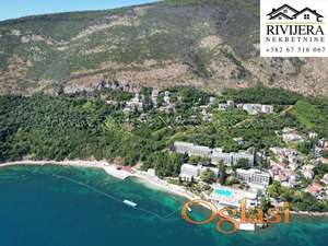 Njivice urbanizovano zemljiste odlican pogled na more